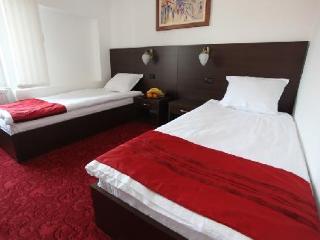 Old Town Apartment
